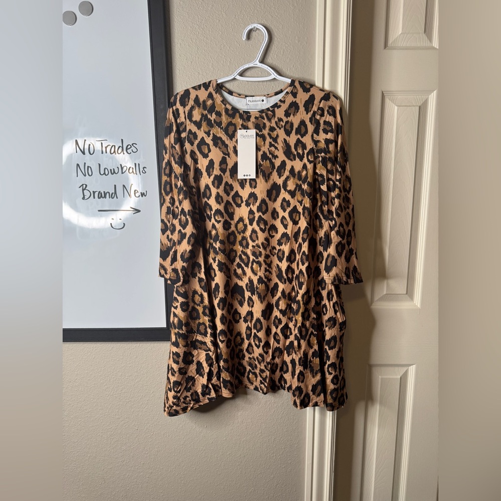 Nuggles top
